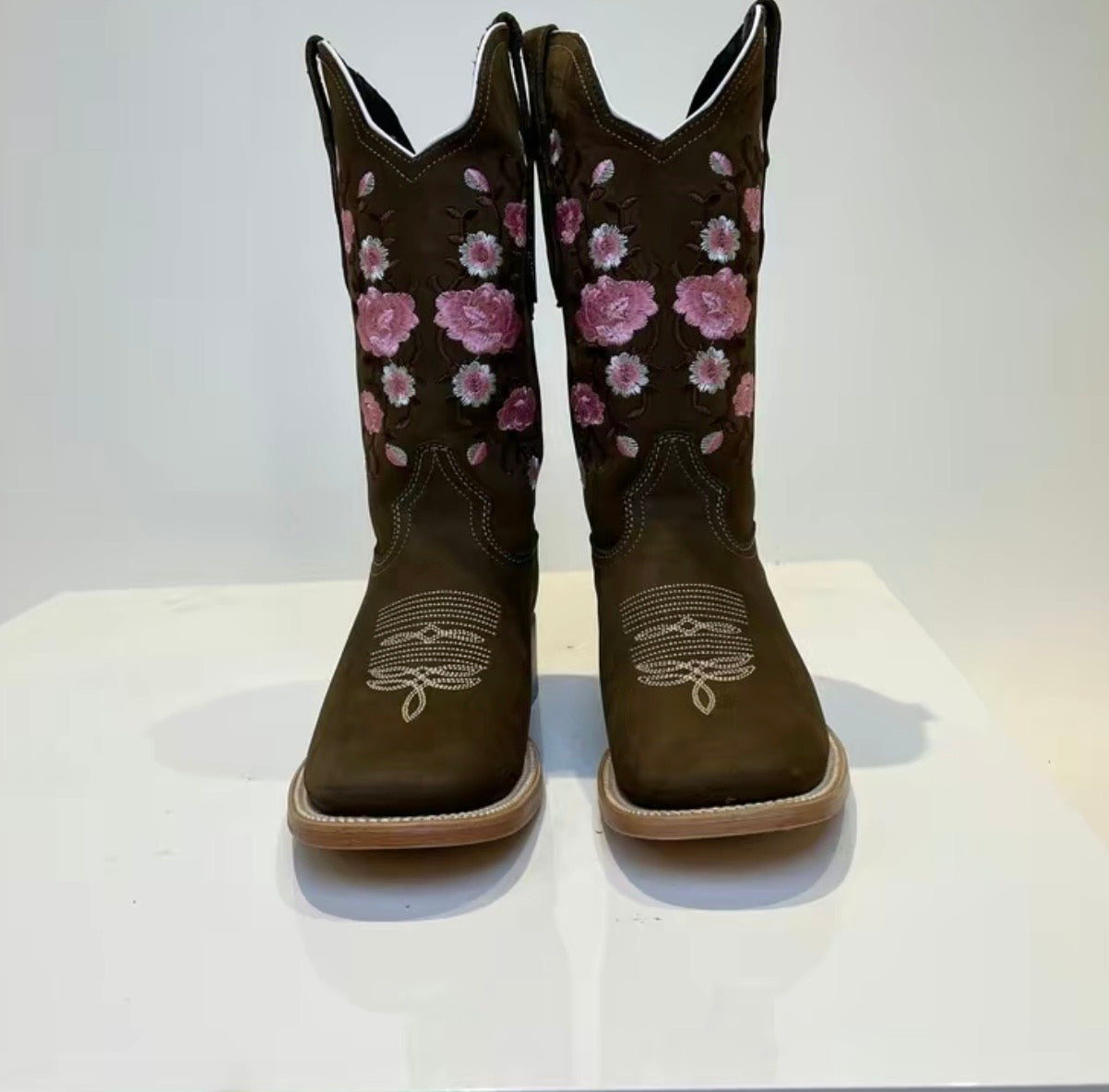 WOMEN'S PINK FLOWER EMBROIDERED WESTERN BOOTS SQUARE TOE